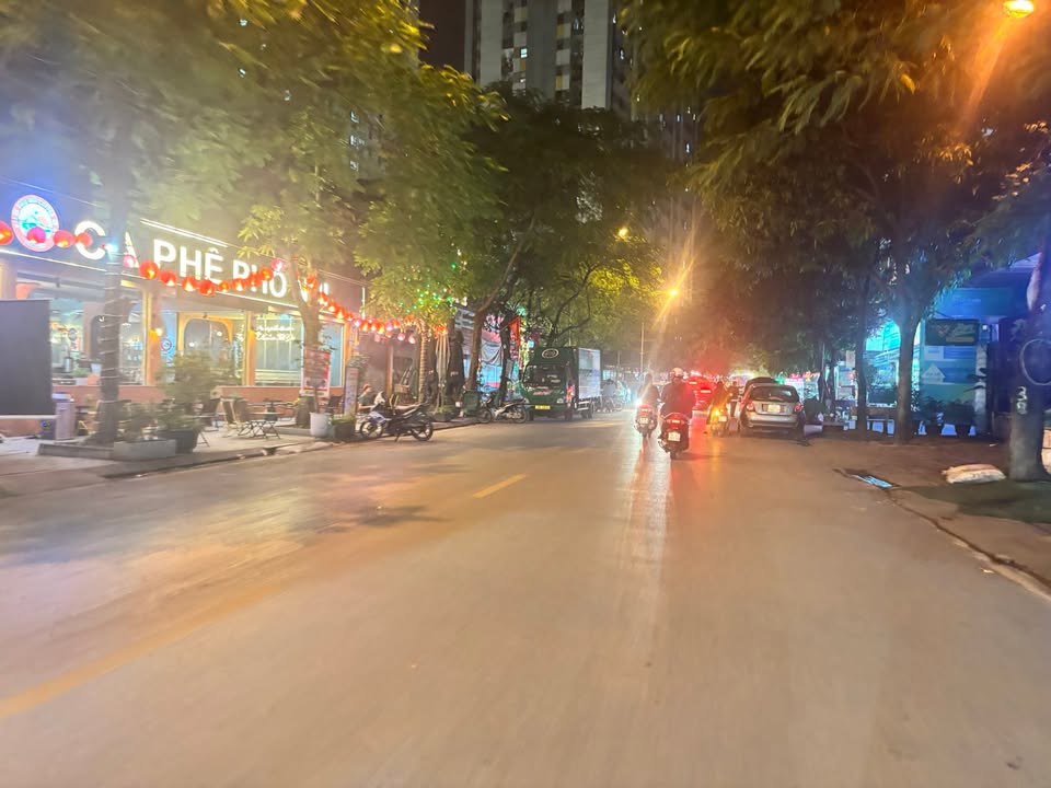 Nhà phố Bùi Quốc Khái 60m² giá thỏa thuận - Địa điểm đẹp nhất Linh Đàm!