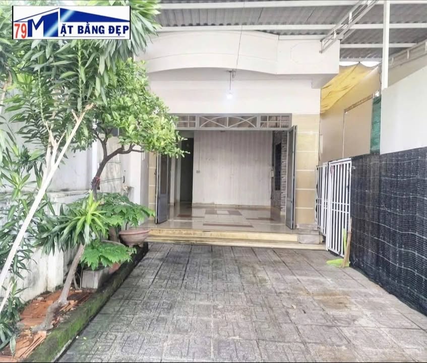 Cho thuê mặt bằng mặt tiền Trần Nhật Duật 81m² giá 10 triệu - Không gian riêng biệt lý tưởng!
