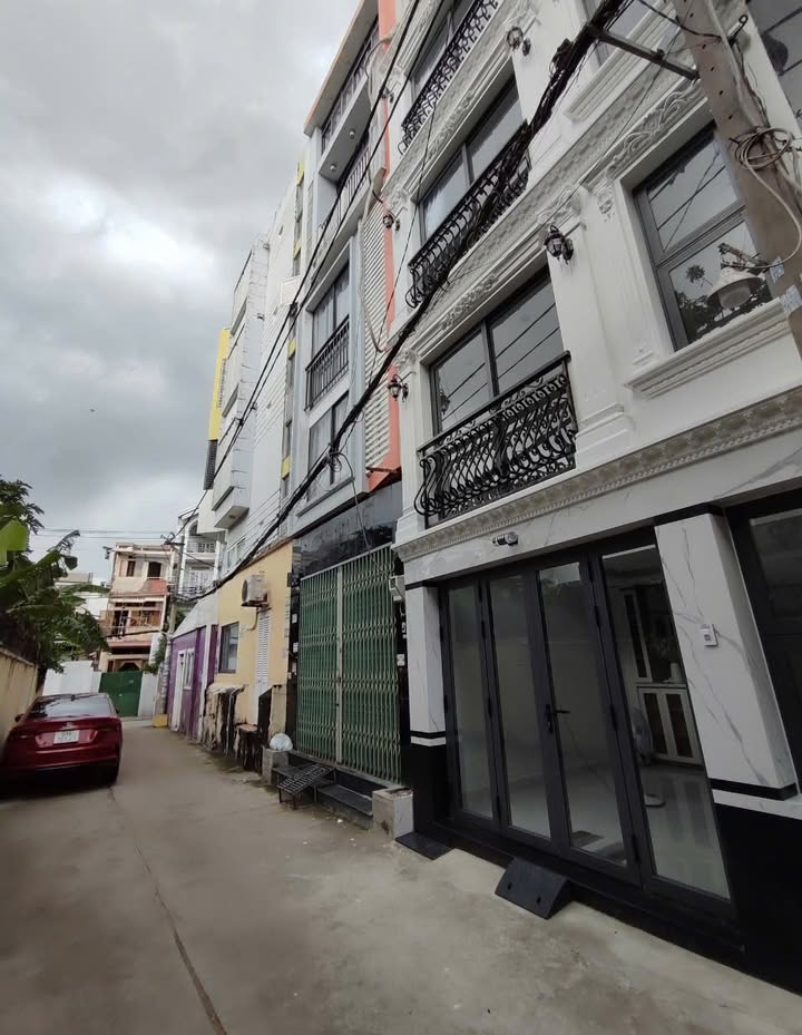 Nhà mới 4 tầng 3PN đường ô tô, Bình Thạnh 30m² giá 7 tỷ - Sẵn sàng vào ở!