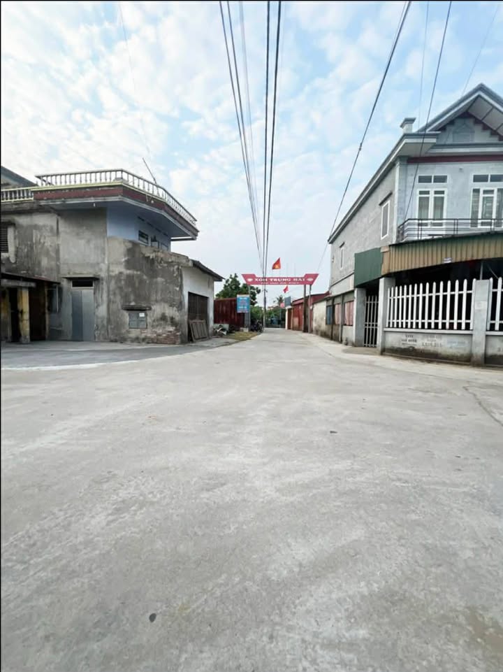 Đất nền Thôn Cao La, Tứ Kỳ 101m² giá 1.4 tỷ - Vị trí đắc địa, cơ hội đầu tư tuyệt vời!