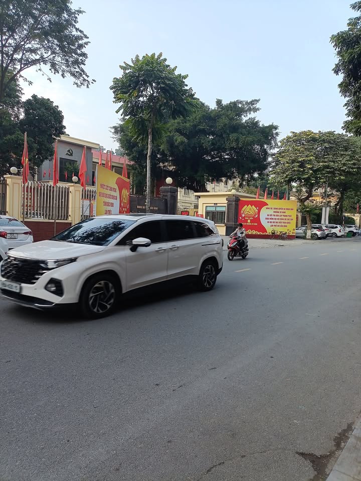 Nhà 4 tầng đường Hoàng Quốc Việt, phường Vũ Ninh, Bắc Ninh 76.5m² - Phù hợp gia đình đông thành viên!