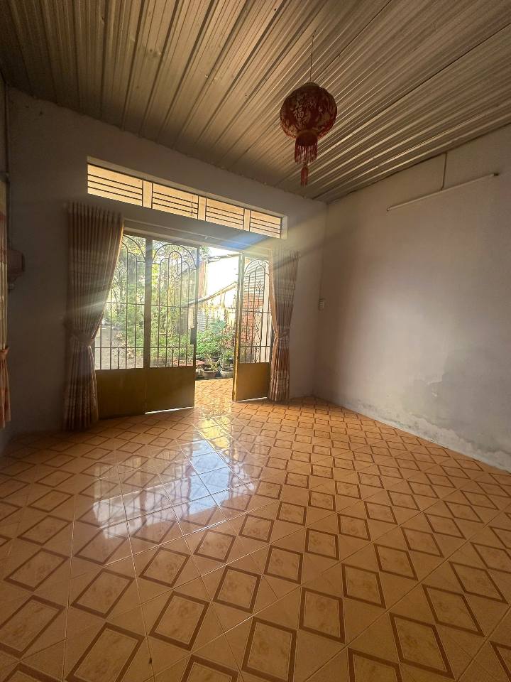 Nhà cho thuê 1 phòng khách 1 phòng ngủ, Biên Hòa 2.5 triệu - Gần chợ Trảng Dài