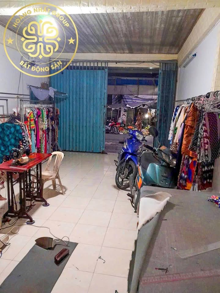 Nhà riêng P8 Cà Mau 82m² giá thỏa thuận - Nhà hoàn công có gác lửng, tiện ích đầy đủ!