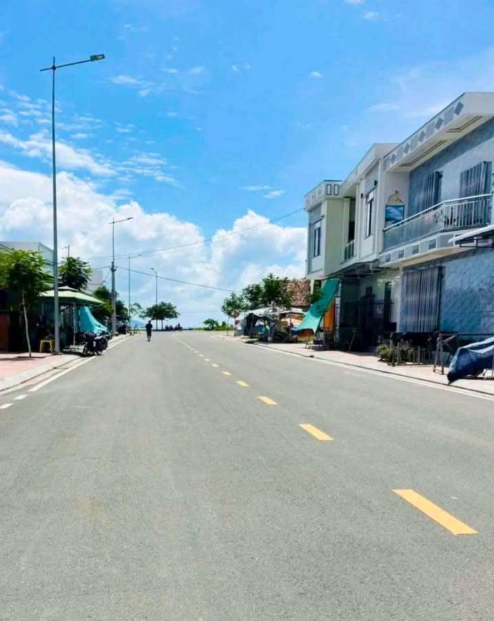 Đất mặt tiền đường Hà Huy Tập 108m² chỉ 2 tỷ - Cơ hội đầu tư vàng!