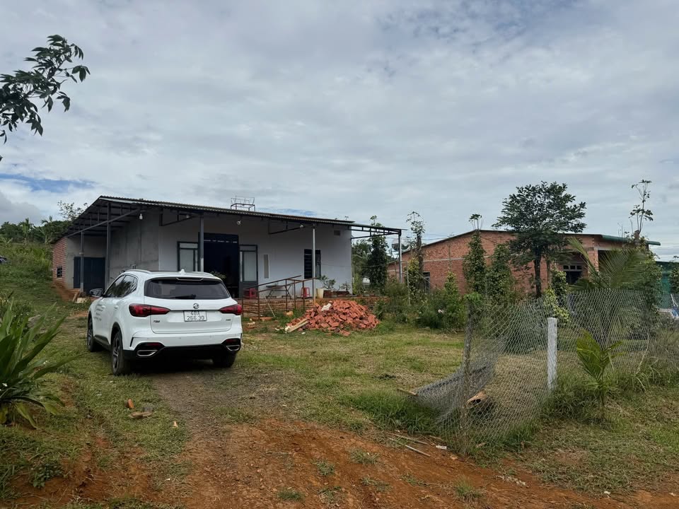 Đất nền Đắk Wer 1000m² giá 950 triệu - Pháp lý rõ ràng, nhà mới xây!