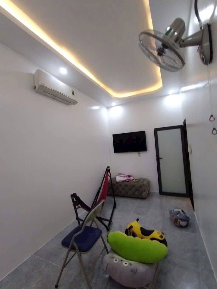 Nhà cho thuê mặt tiền đường Nguyễn Thái Học, Long Xuyên 56m² - Địa điểm kinh doanh lý tưởng!