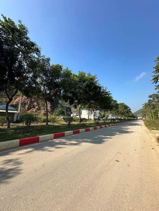 Đất nền đường đôi Chiềng Ngần 200m² giá 1 tỷ - Đầu tư sinh lời ngay!