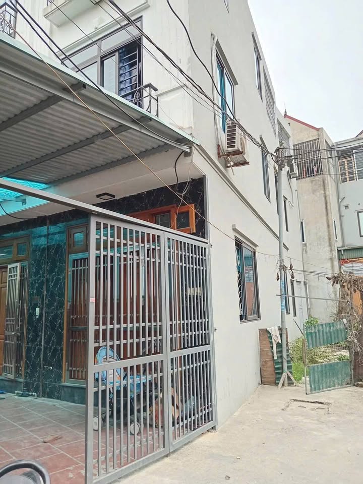 Nhà nguyên căn 3 tầng Bích Hòa 36m² giá 7 triệu - Phù hợp cho sinh viên!