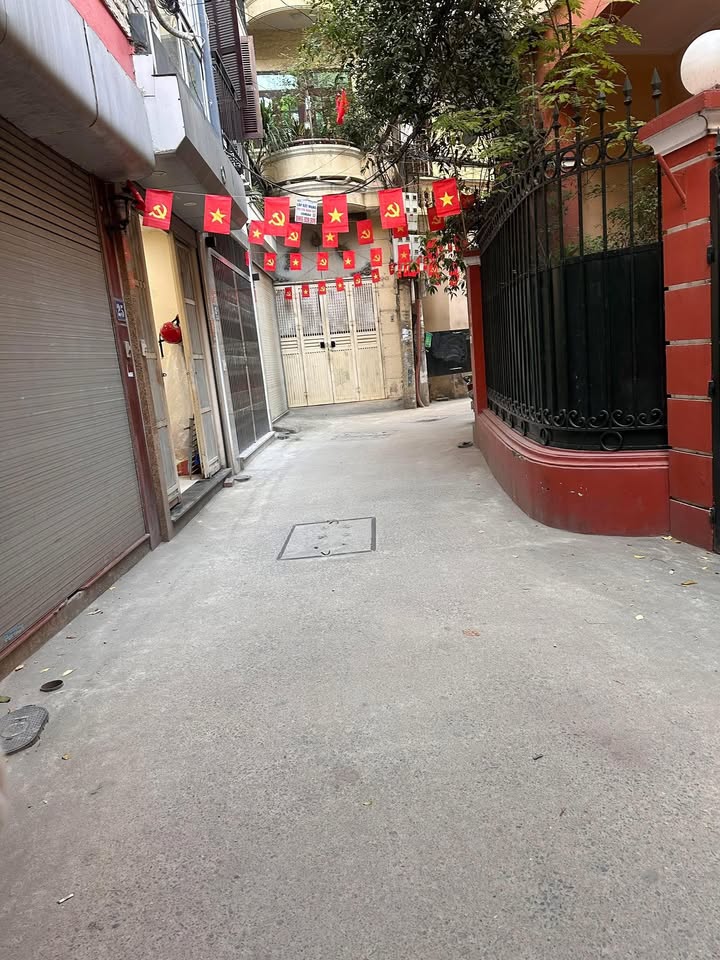 Đất lô góc Xuân Đỉnh 30m² giá thỏa thuận - Sổ đẹp, ngõ thông thoáng!