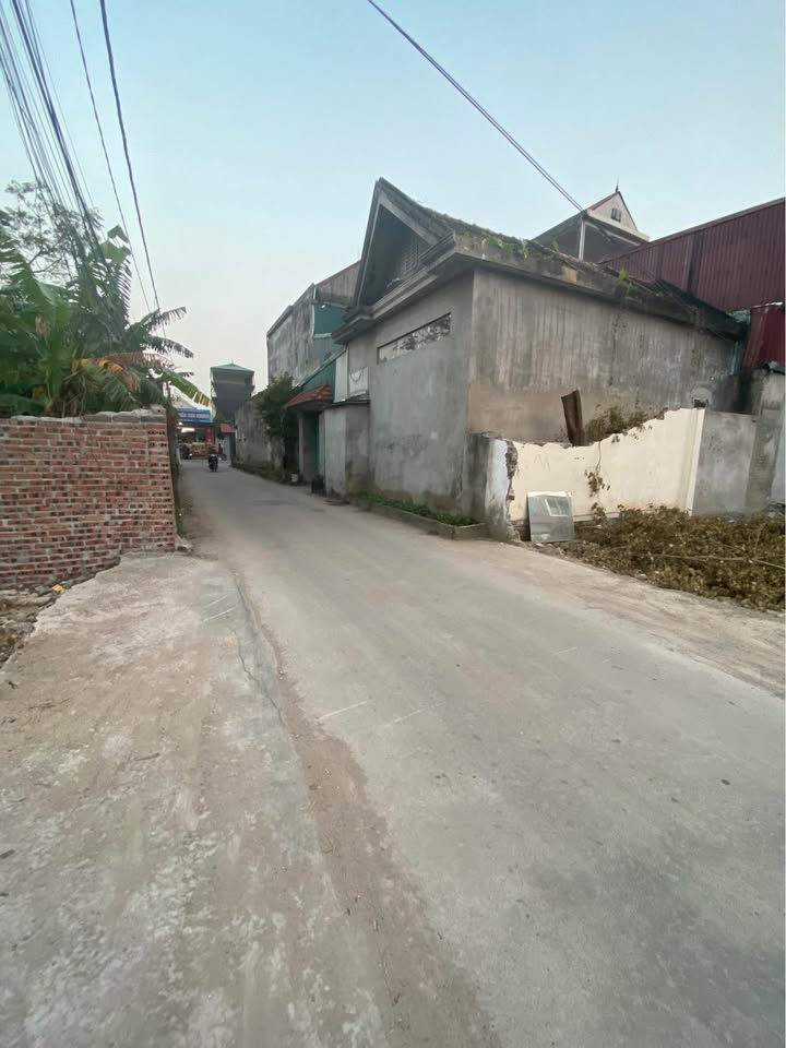 Đất Ninh Phúc 81m² giá 2 tỷ - Tiềm năng kinh doanh lớn!