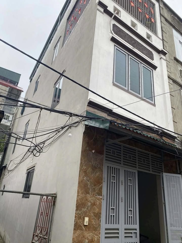Nhà nguyên căn Thanh Lãm, Hà Đông 40m² giá chỉ 8.5 triệu - Phù hợp cho sinh viên và hộ gia đình!