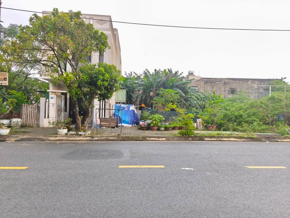 Đất đẹp đường Phạm Hữu Nghị 100m² giá 5.8 tỷ - Tiềm năng kinh doanh vượt trội!