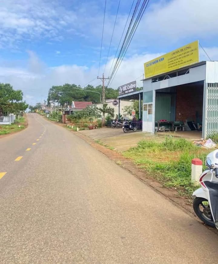 FrontHouse Mặt tiền Trường Chinh Bảo Lộc 180m² giá 1.3 tỷ - Đầu tư sinh lời ngay!