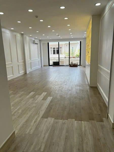 Văn phòng cho thuê tại Nguyễn Trãi, Thanh Xuân 60m² chỉ 9 triệu/tháng - Địa điểm lý tưởng cho doanh nghiệp!