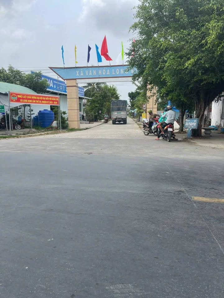 Đất mặt tiền đường lộ 5m, xã Long Định, 720m² giá 2.5 tỷ - Tiềm năng kinh doanh lớn!