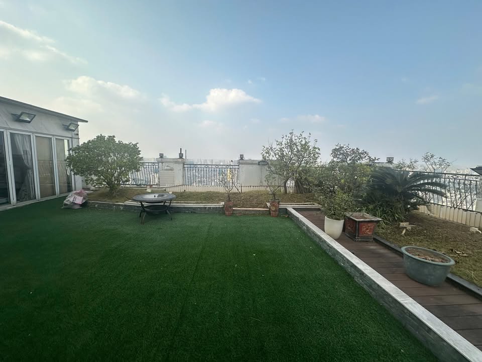 Căn hộ sân vườn Royal City 173m² - Không gian sống lý tưởng tại Hà Nội!