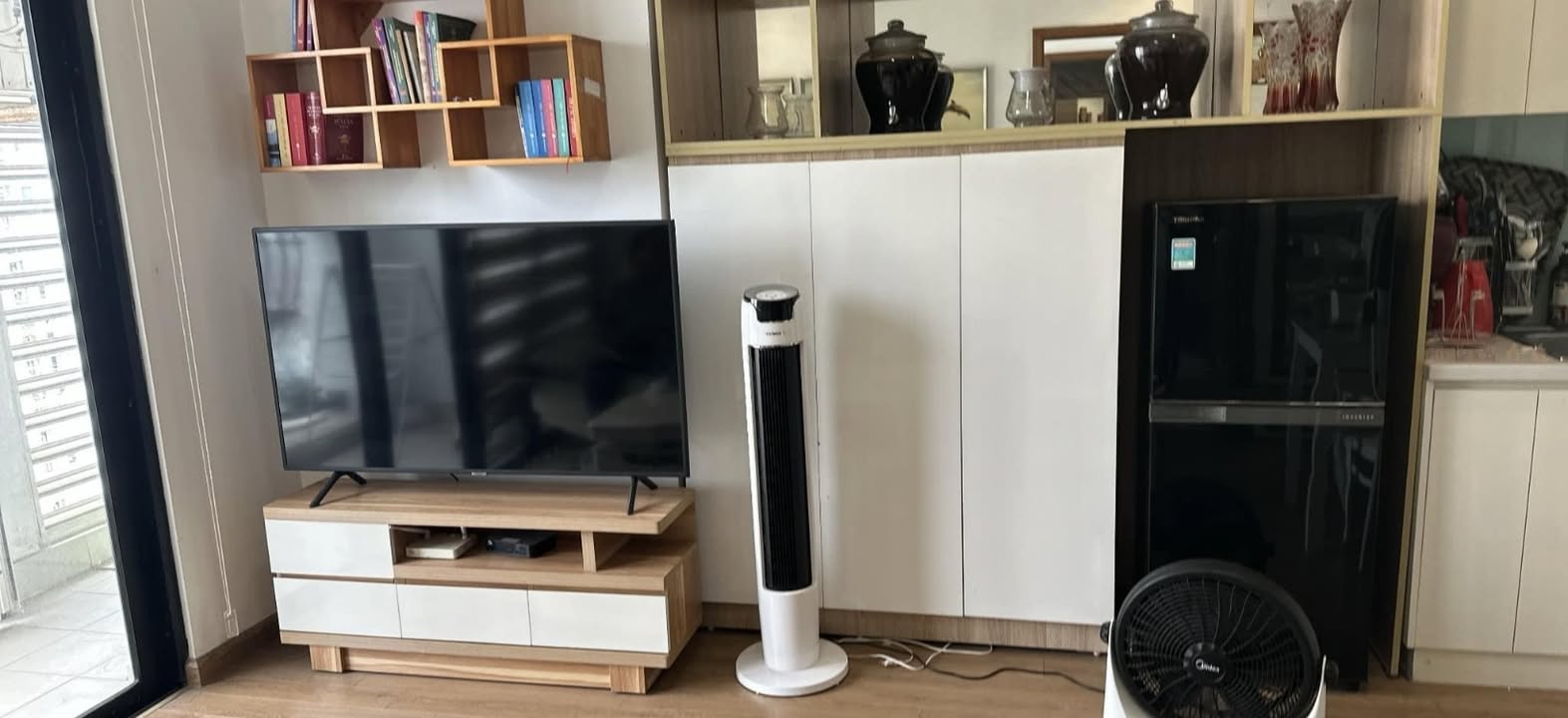 Căn hộ 2 phòng ngủ Royal City, 72A Nguyễn Trãi, 10 triệu - Full nội thất, sẵn sàng vào ở!