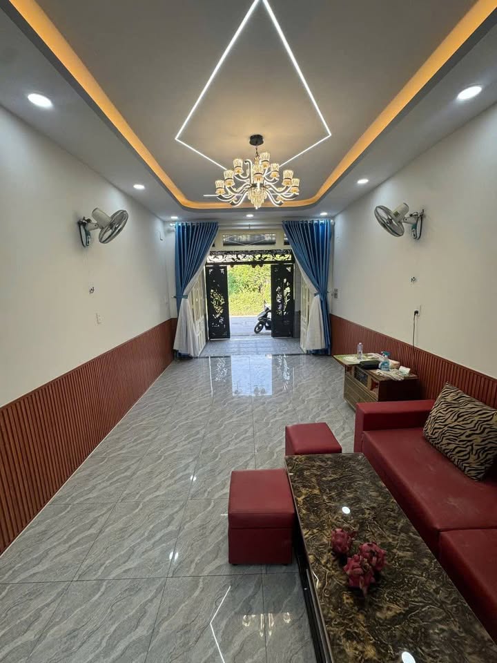 Nhà mặt tiền Đường Nữ Dân Công, Bình Chánh 66m² - Khu vực sầm uất, thích hợp kinh doanh