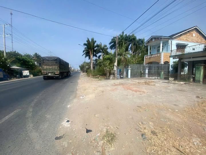 Đất mặt tiền Quốc Lộ 50 - Mỹ Phong 8160m² giá 7.9 tỷ - Cơ hội đầu tư hấp dẫn!