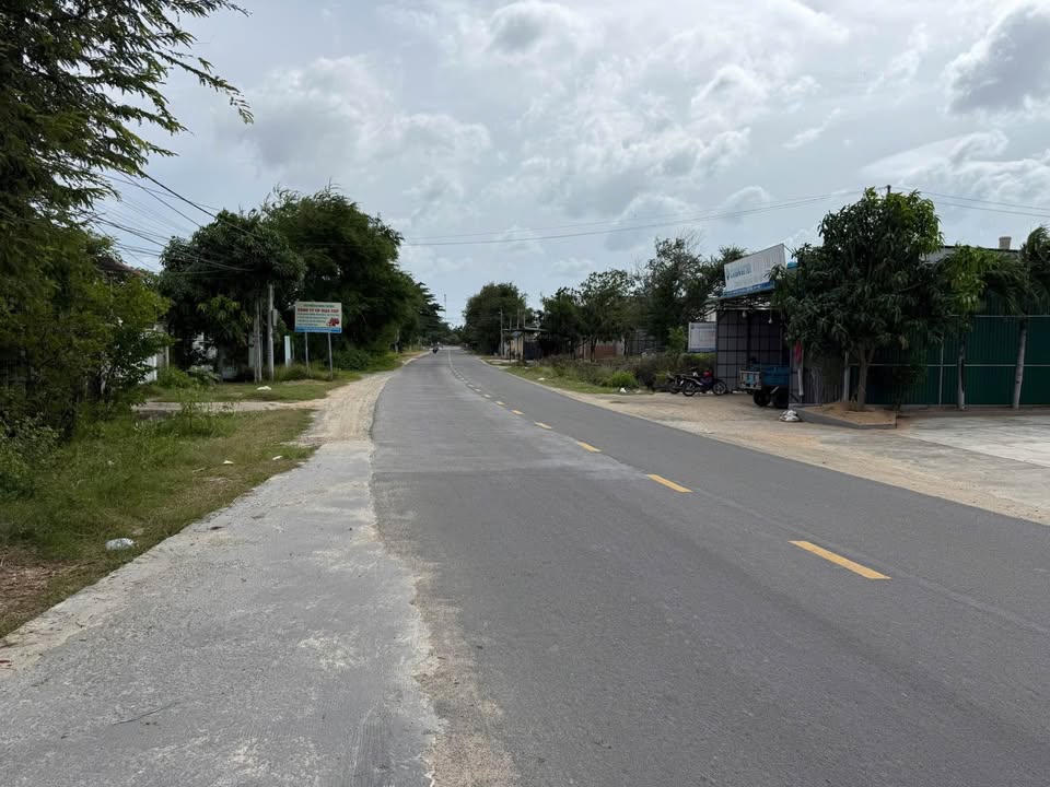 Đất Xào 2 Mặt Tiền 997m² giá 2 tỷ - Đầu tư sinh lời tại Ninh Chử, Khánh Hòa!