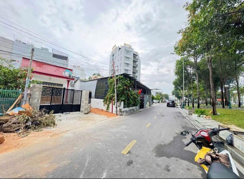 Đất thổ cư góc 2 mặt tiền Phú Thủy 109m² giá 6 tỷ - Đối diện công viên Ocean Dunes!