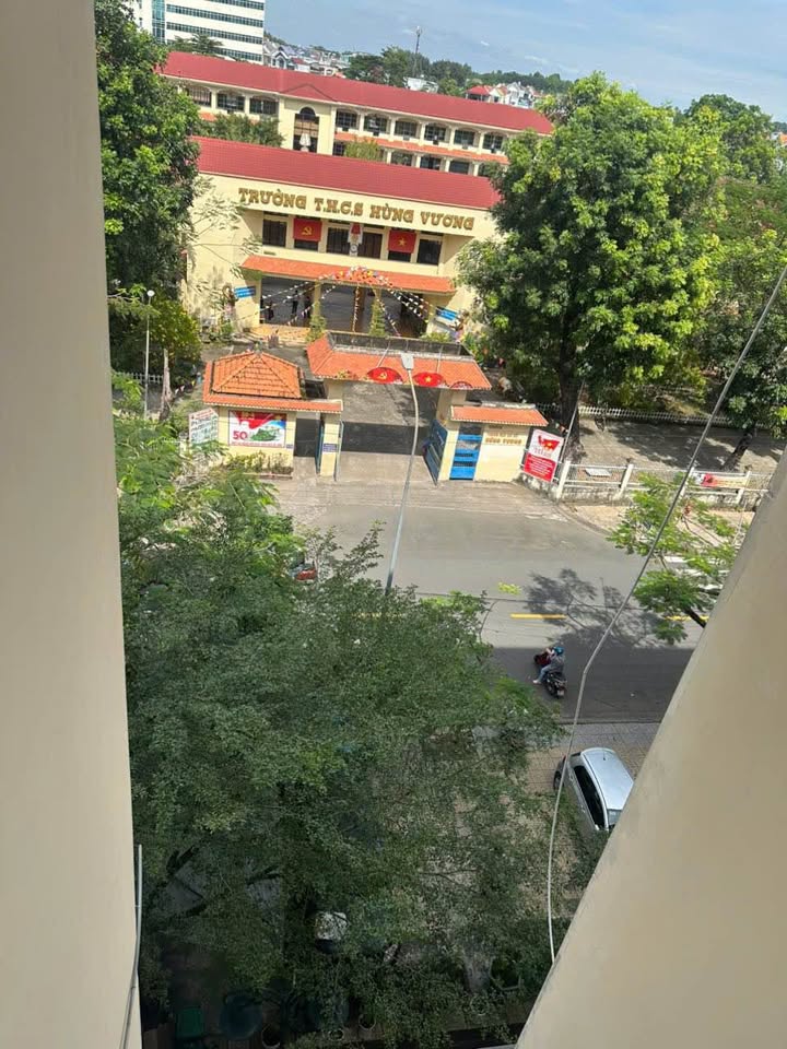 Căn hộ Chung cư A1 Nguyễn Văn Trỗi 69m² giá 1 tỷ - Sổ hồng riêng, sẵn sàng vào ở!