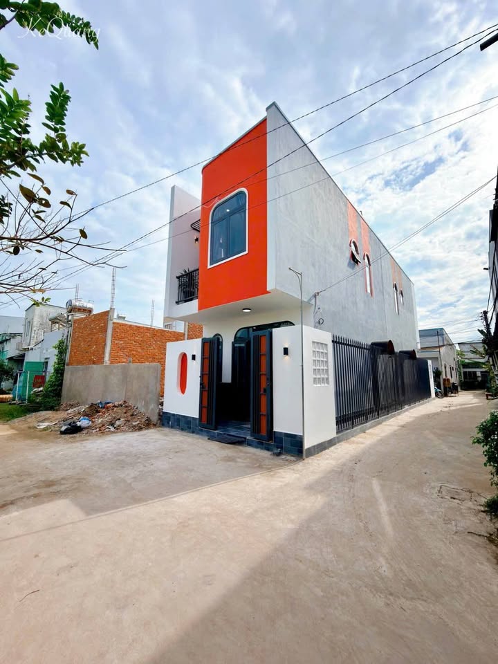 Nhà trệt lầu mới bán gấp tại KDC 923, An Bình, Cần Thơ - Giá 2.52 tỷ