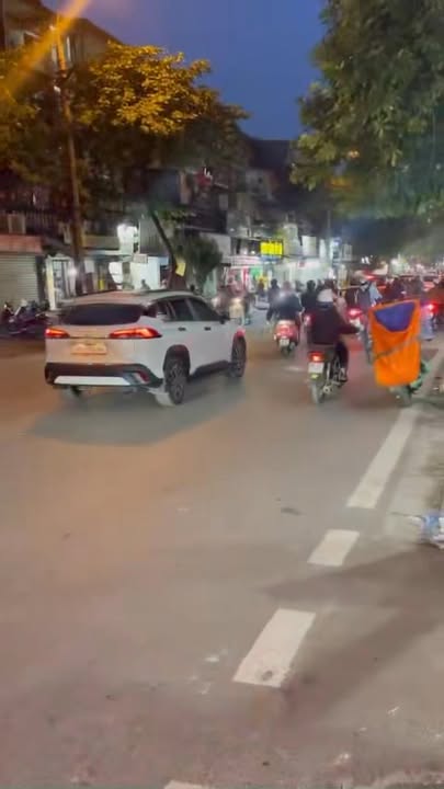 Mặt bằng kinh doanh cho thuê tại 113 Thái Thịnh 35m² - Vị trí đắc địa giữa lòng Hà Nội!