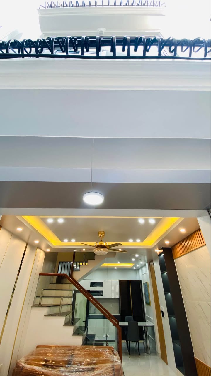 Nhà 3 Tầng Kỳ Bá Thái Bình 35m² giá 2 tỷ - Cơ hội đầu tư tuyệt vời!