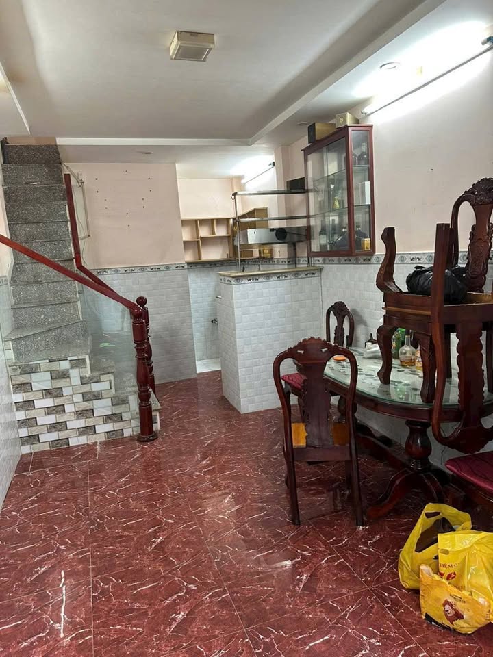 Nhà 1 Lầu Kinh Dương Vương, An Lạc, 21m² - Thích hợp cho gia đình nhỏ!