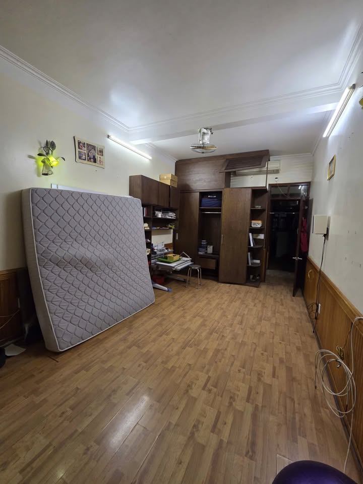 Cho thuê nhà mặt tiền đường lớn Hạ Long 50m² giá 9 triệu - Phù hợp làm văn phòng hoặc lớp học!