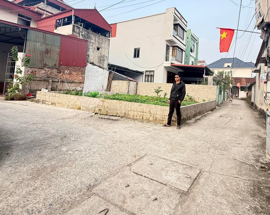 Đất nền góc 2 mặt tiền Cao Xuân Dương 71m² giá chỉ 4x triệu - Cơ hội đầu tư tuyệt vời!