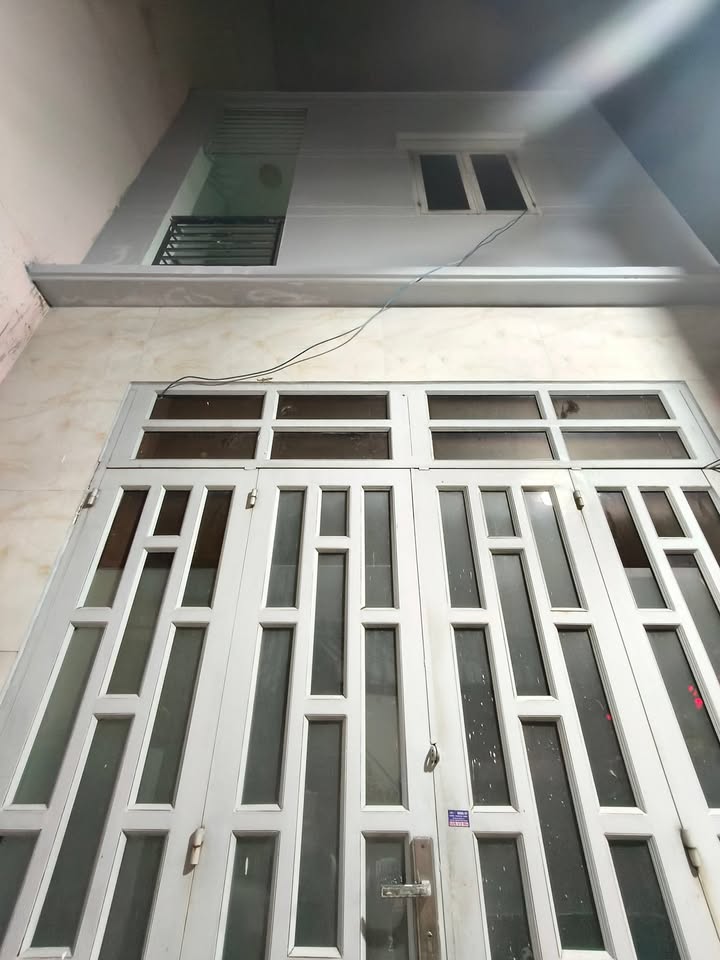 Phòng cho thuê Hẻm 151 Lũy Bán Bích 24m² giá 6 triệu - Tiện nghi đầy đủ!