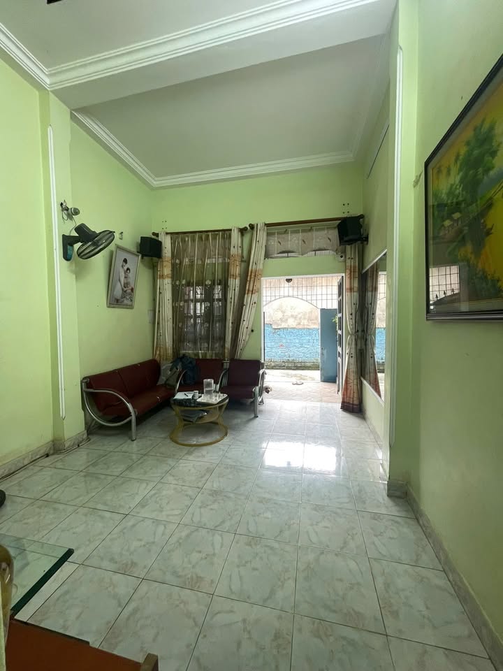 Nhà 2 tầng Quảng Hưng 55m² giá 1.65 tỷ - Cơ hội đầu tư hấp dẫn!