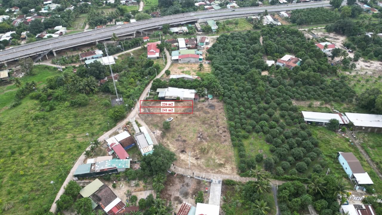 Đất thổ cư Suối Tân, Cam Lâm 233m² giá 1.589 tỷ - Đầu tư sinh lời ngay!