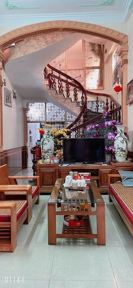 Nhà 2.5 tầng Cẩm Sơn 78m² giá 2.15 tỷ - Ô tô vào tận nhà!