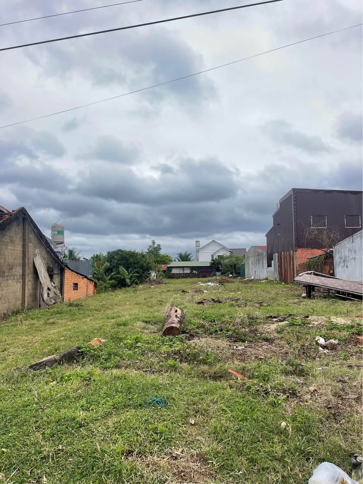 Đất nền mặt tiền Y Wang, phường Ea Kao 390m² giá 6.5 tỷ - Tiềm năng kinh doanh vượt trội!