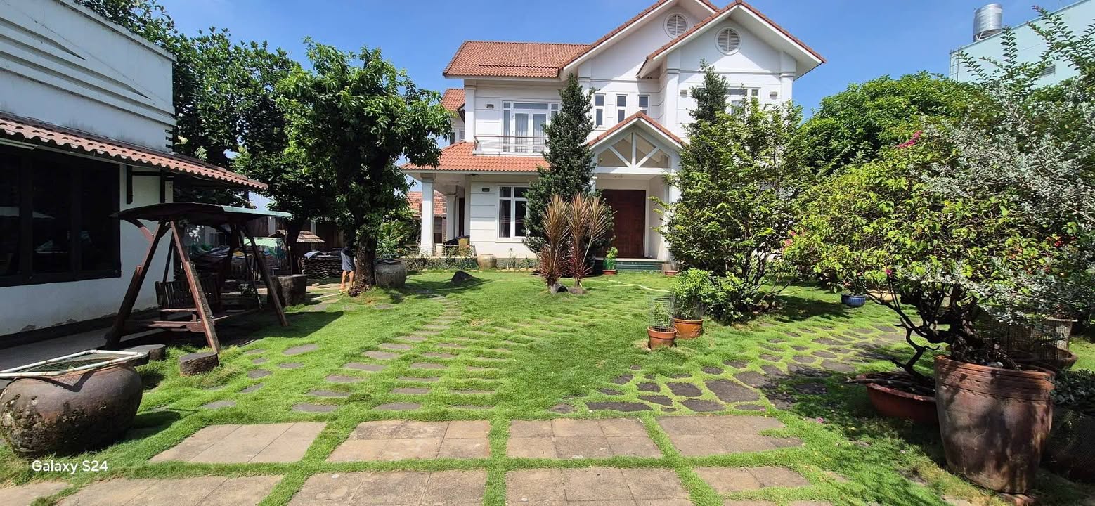 Biệt thự mặt tiền Đỗ Văn Thi, Hiệp Hòa 1027m² giá 75 tỷ - Tiềm năng sinh lời cao!