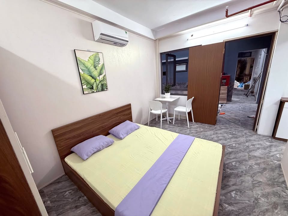 Căn hộ cho thuê tại ngõ 98 Tân Triều, 2 phòng ngủ - Không chung chủ, nội thất đầy đủ!