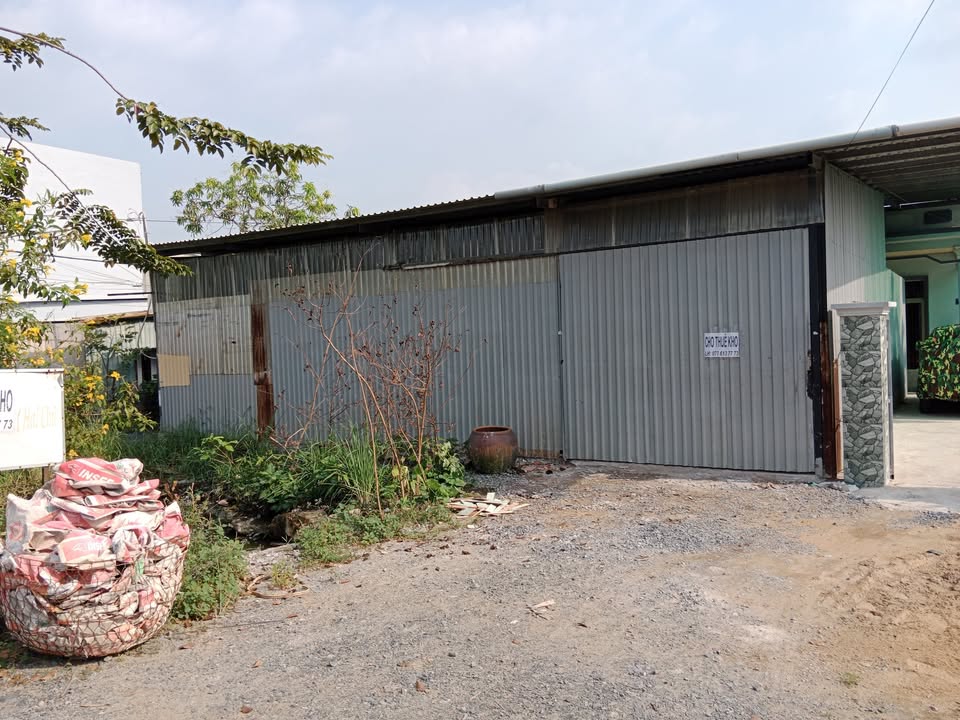 Cho thuê kho Giao Thông Hào, Tân Quý Tây, 108m² - Không gian thoáng mát tiện lợi!