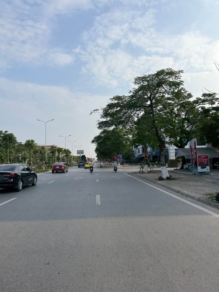 Nhà riêng mặt đường 361, Đông Phương, Kiến Thụy 180m² giá 7 tỷ - Đầu tư sinh lời ngay!