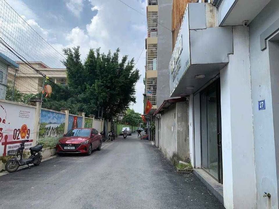 Nhà Mặt Ngõ Kinh Doanh Đức Diễn 60m² giá 14 tỷ - Ô tô dừng đỗ thoải mái!