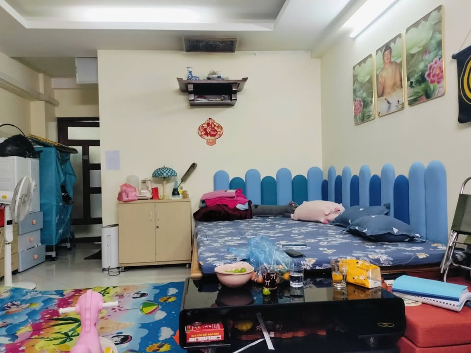 Căn hộ Đường Láng 50m² giá 2.1 tỷ - Gần các trường đại học hàng đầu!