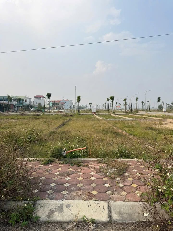 Đất nền khu phố Văn Quán, Thanh Oai 103.4m² giá 11 tỷ - Đầu tư sinh lời lý tưởng!