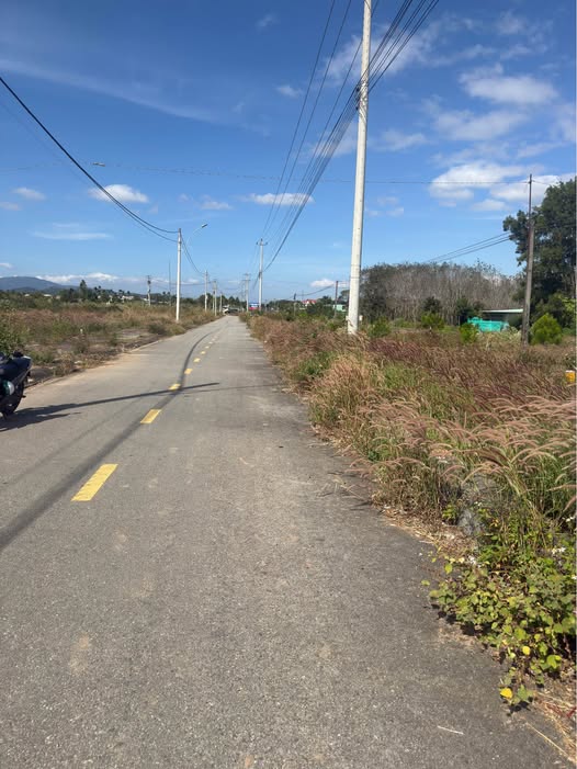 Đất thổ cư thôn Tân Lập A, xã Đắk Ring, 204m² giá chỉ 700 triệu - Cơ hội đầu tư hiếm có!