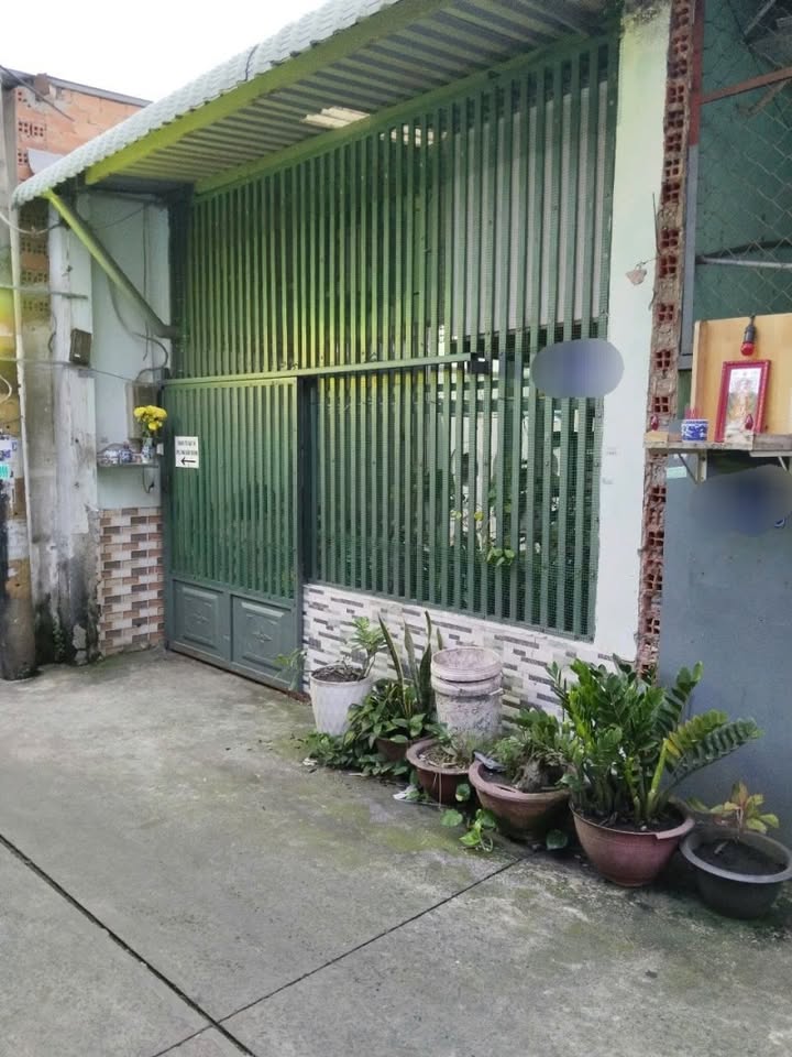 Nhà Tân Phú 64m² giá 5.5 tỷ - Hẻm thông thoáng gần Aeon Mall