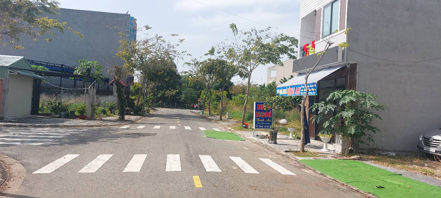 Đất nền khu TĐC Bắc Hương Lộ 10 - Phường Long Tâm - 113.5m² giá 2.8 tỷ - Hướng Đông sạch sẽ