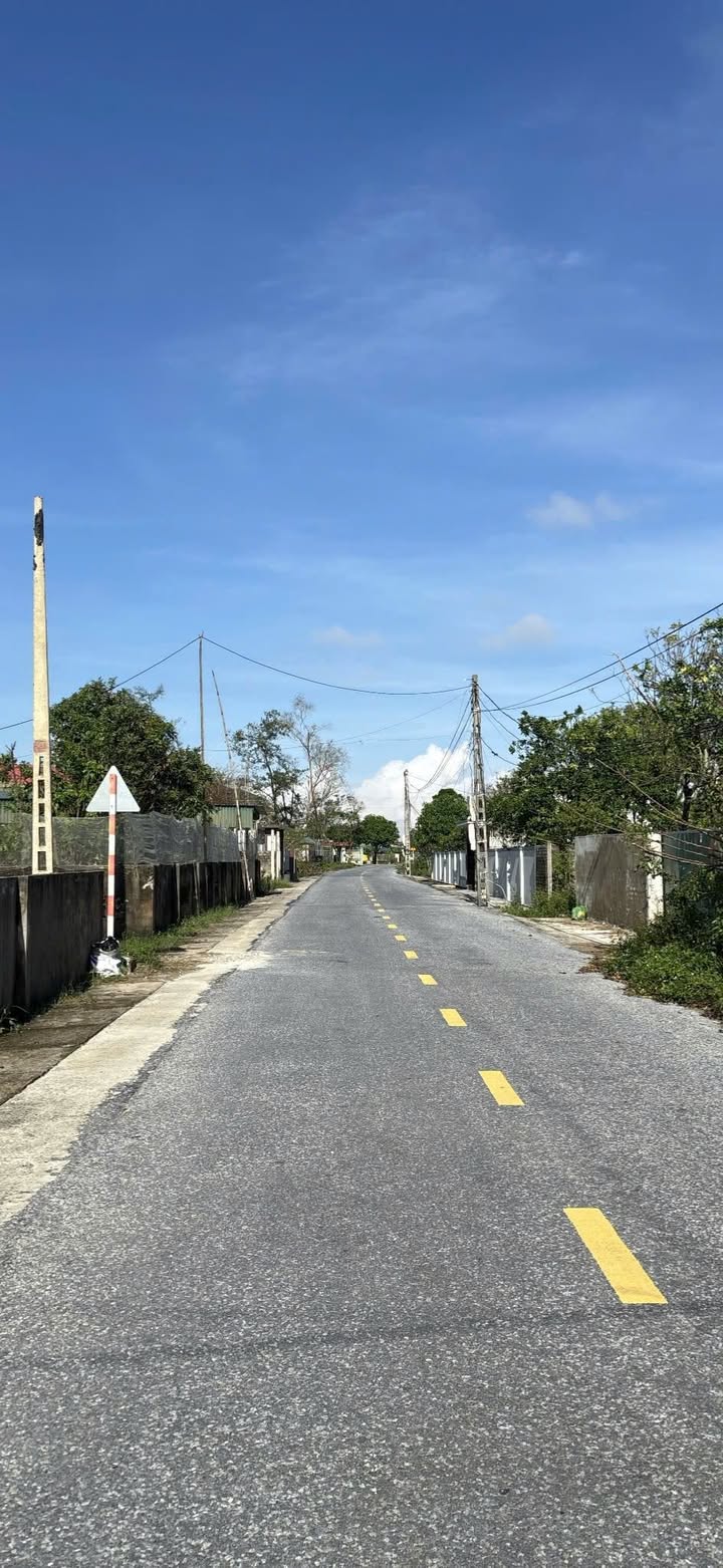 Đất nền Nghi Phong, Nghi Lộc 282m² giá 6 tỷ - Đường nhựa 10m, vị trí đẹp!