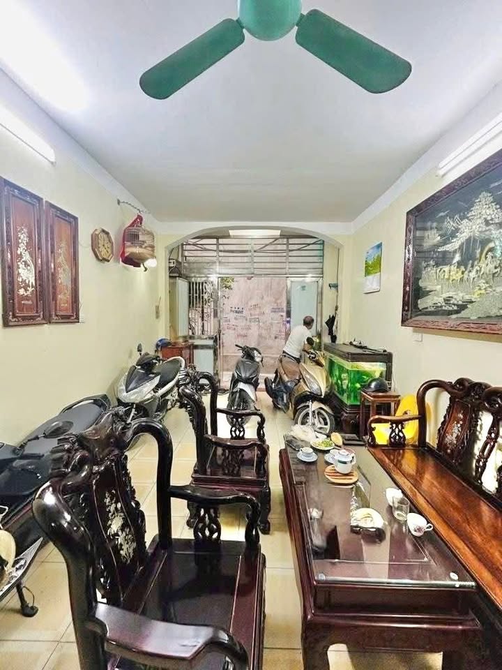 Nhà phố Yên Hoà Cầu Giấy 49m² giá 14.59 tỷ - Mặt ngõ thoáng sáng, tiện nghi tuyệt vời!