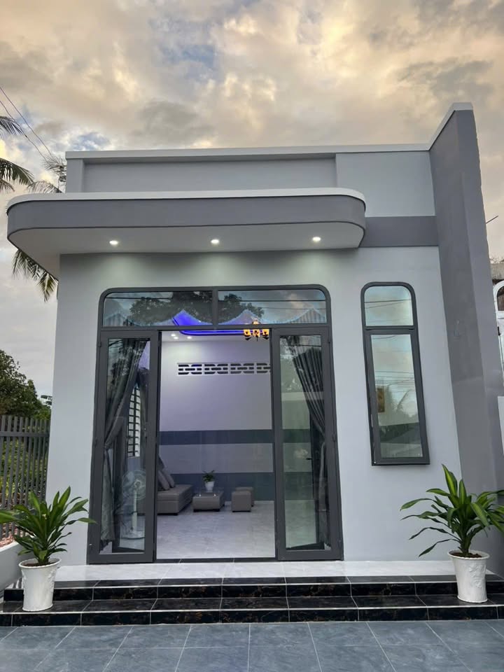 Nhà riêng Hẻm 43 Nguyễn Văn Linh, Phường Long Hoa, 90m² giá 1.69 tỷ - Chính chủ bán gấp!